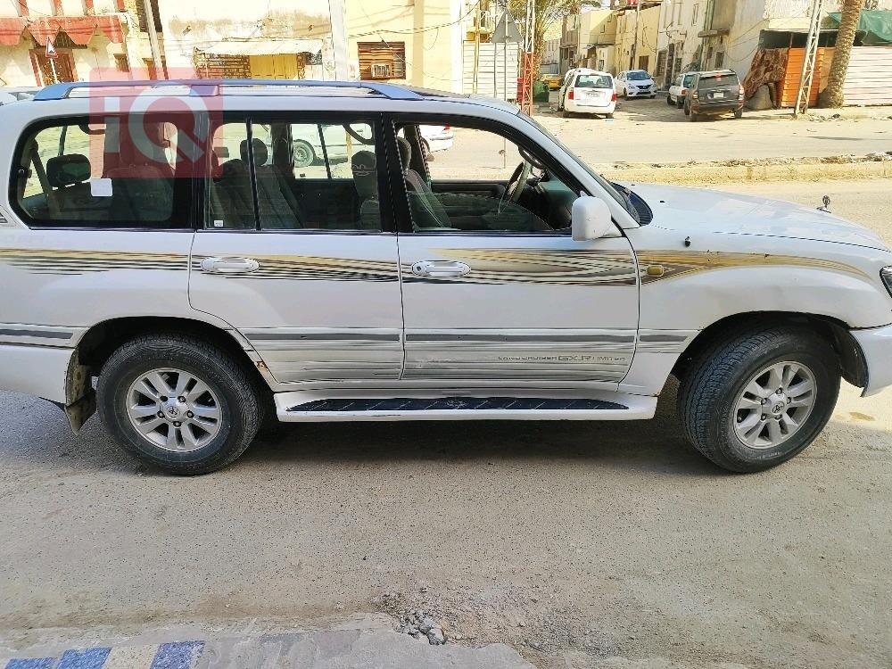 تويوتا لاندكروزر